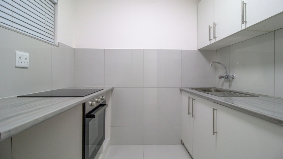 2 Bedroom Property for Sale in Woodstock Western Cape